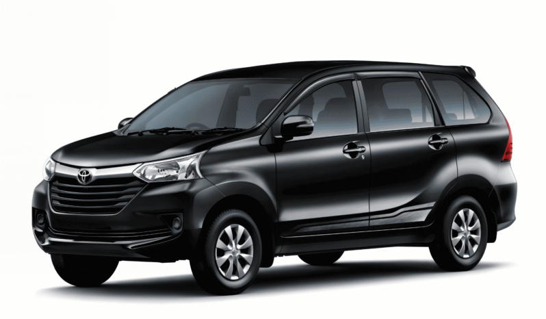 MOBIL AVANZA HITAM E AT