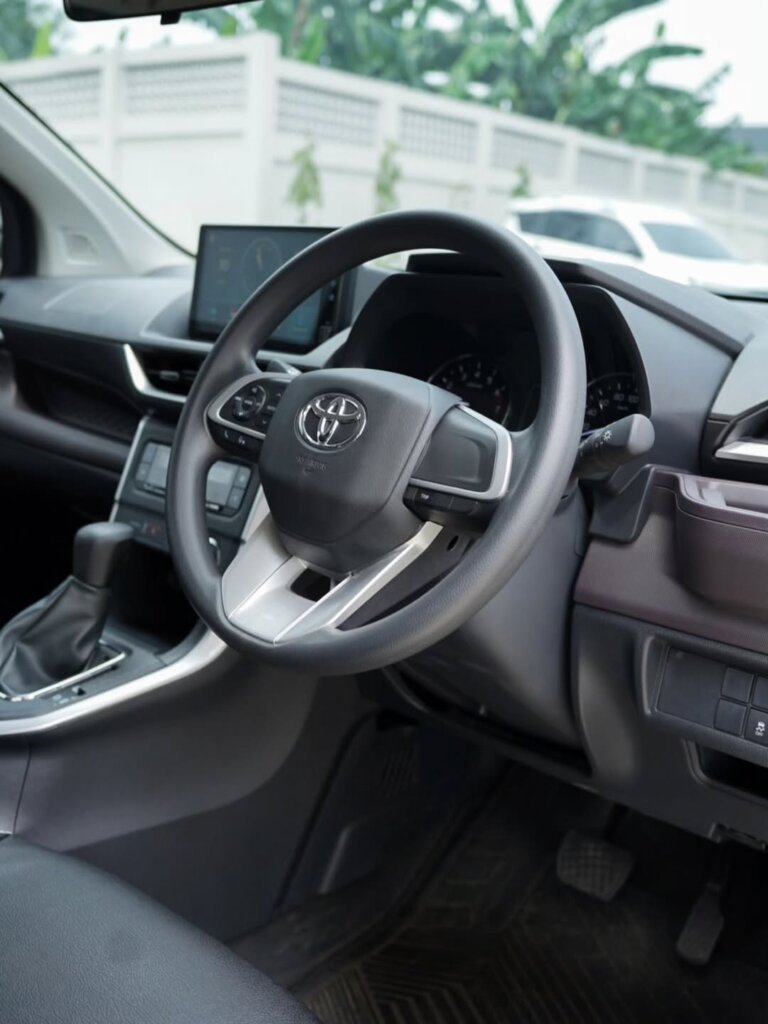 Avanza Putih G AT 2024 stir 2