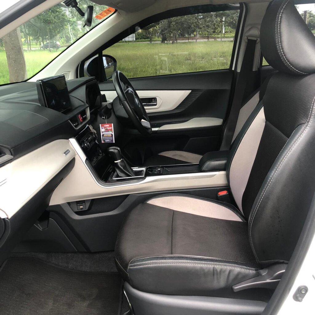 Avanza Veloz Kursi Depan