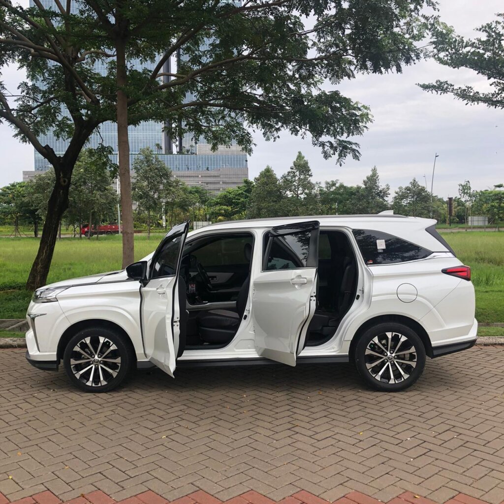 Avanza Veloz Samping