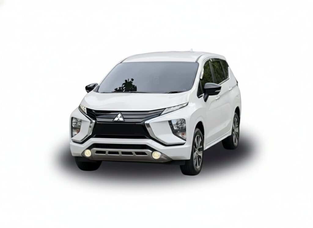 MOBIL XPANDER PUTIH ULTIMATE