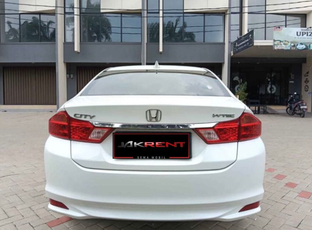Honda City White 2018 Belakang