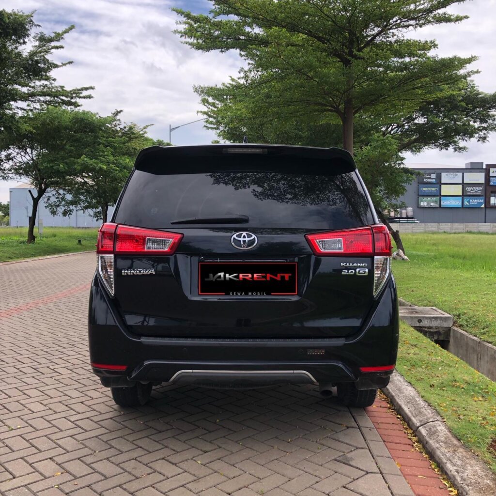 Innova Reborn Belakang
