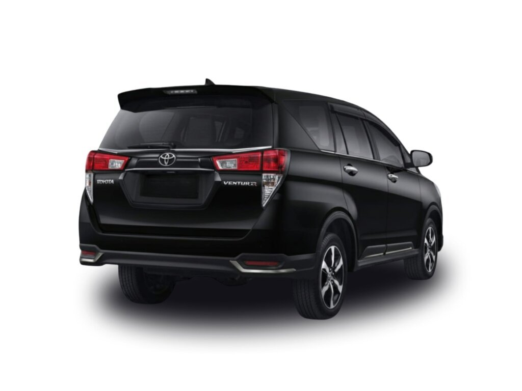 MOBIL INNOVA HITAM Venturer Disel (Belakang)