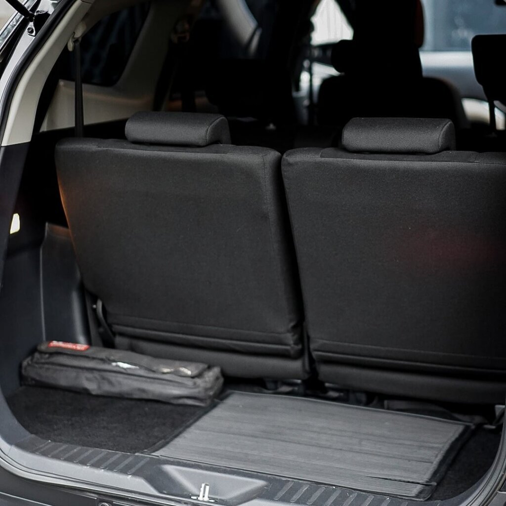 MOBIL RUSH SILVER G AT Bagasi