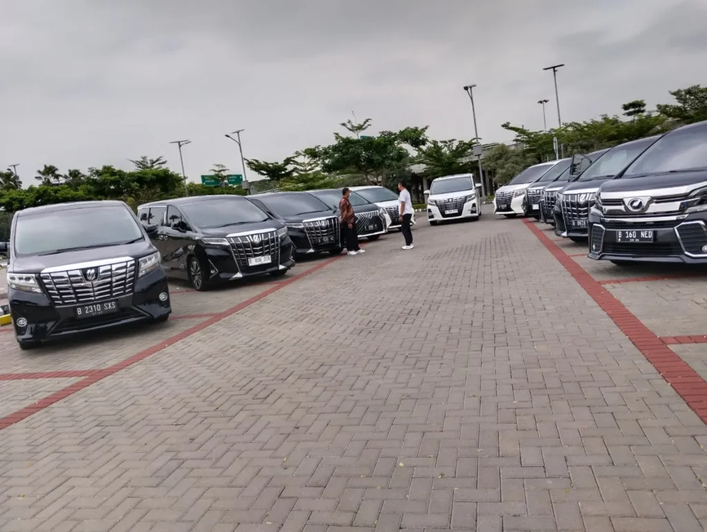 Sewa Mobil Untuk Bisnis