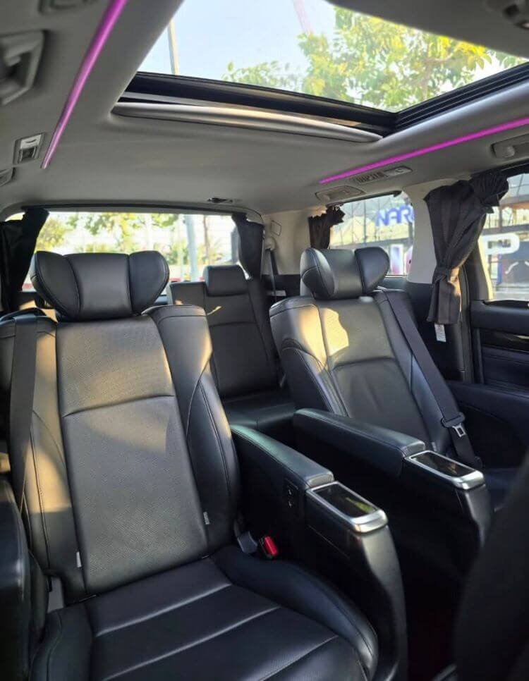 Vellfire 2022 Captain Seat