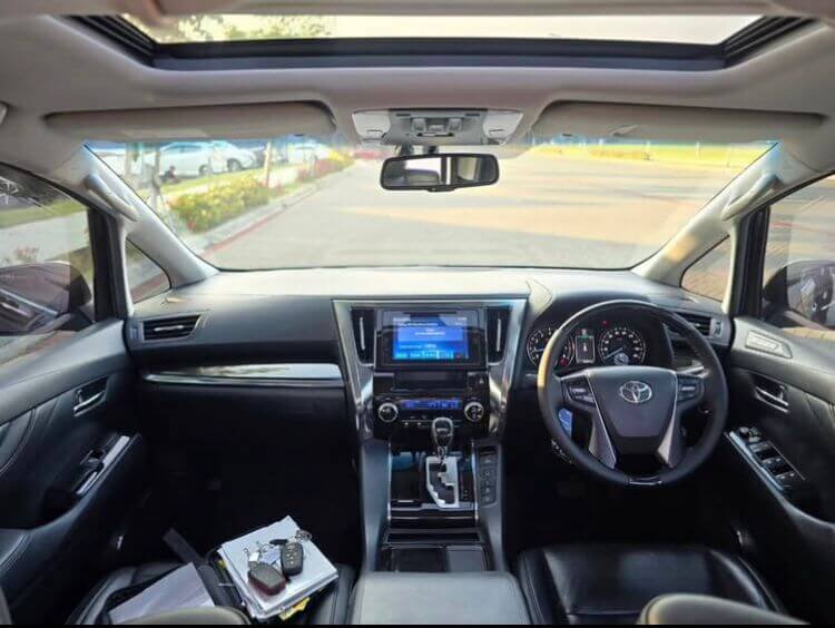 Vellfire 2022 Dashboard