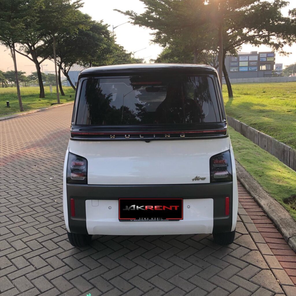wuling air ev belakang