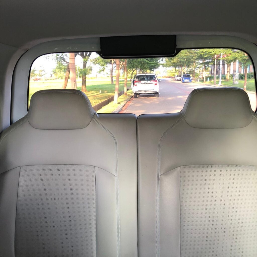 wuling air ev seat
