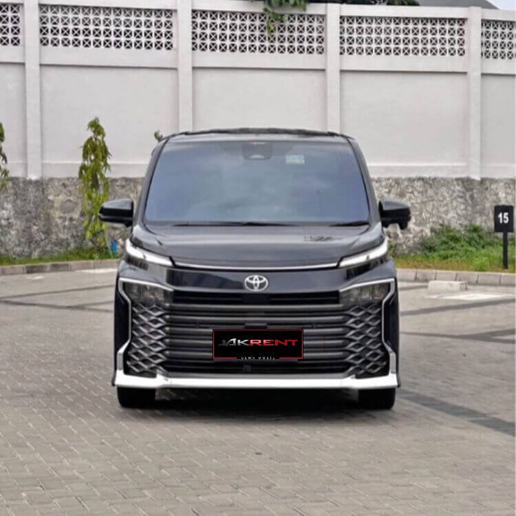 Toyota Voxy Depan